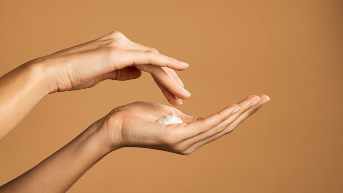 The company's microplastic free ingredients contain white haldi, an ingredient that is known for its anti-inflammatory and antiseptic properties.