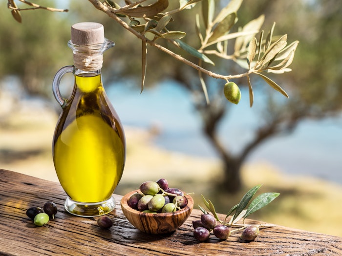 The ingredient is designed with two Mediterranean plants that boast antioxidant and repairing properties and a high concentration of phytoside (myricitrin, oleuropein).