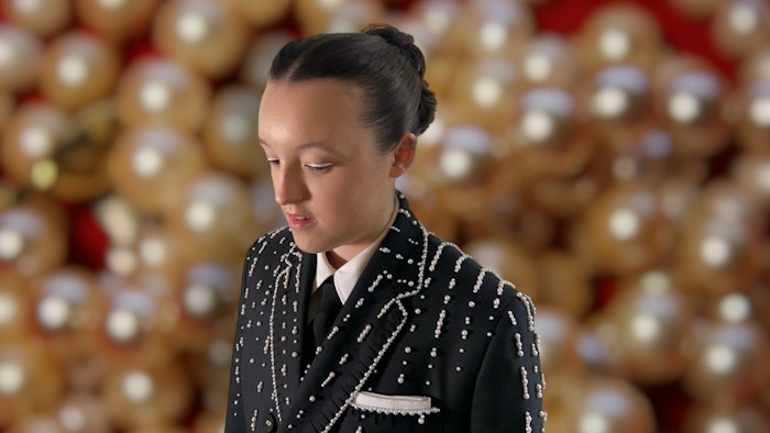 Celebrity hairstylist Kiley Fitzgerald (@bykileyfitz) created Bella Ramsey's hair look for the Met Gala using products from FEKKAI.