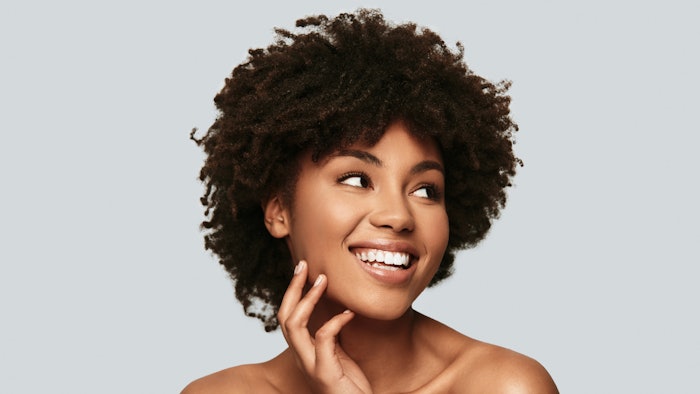 The label utilizes dermatological expertise to determine the final score of a given active ingredient based on short-term impact after one application on the skin and other criteria.