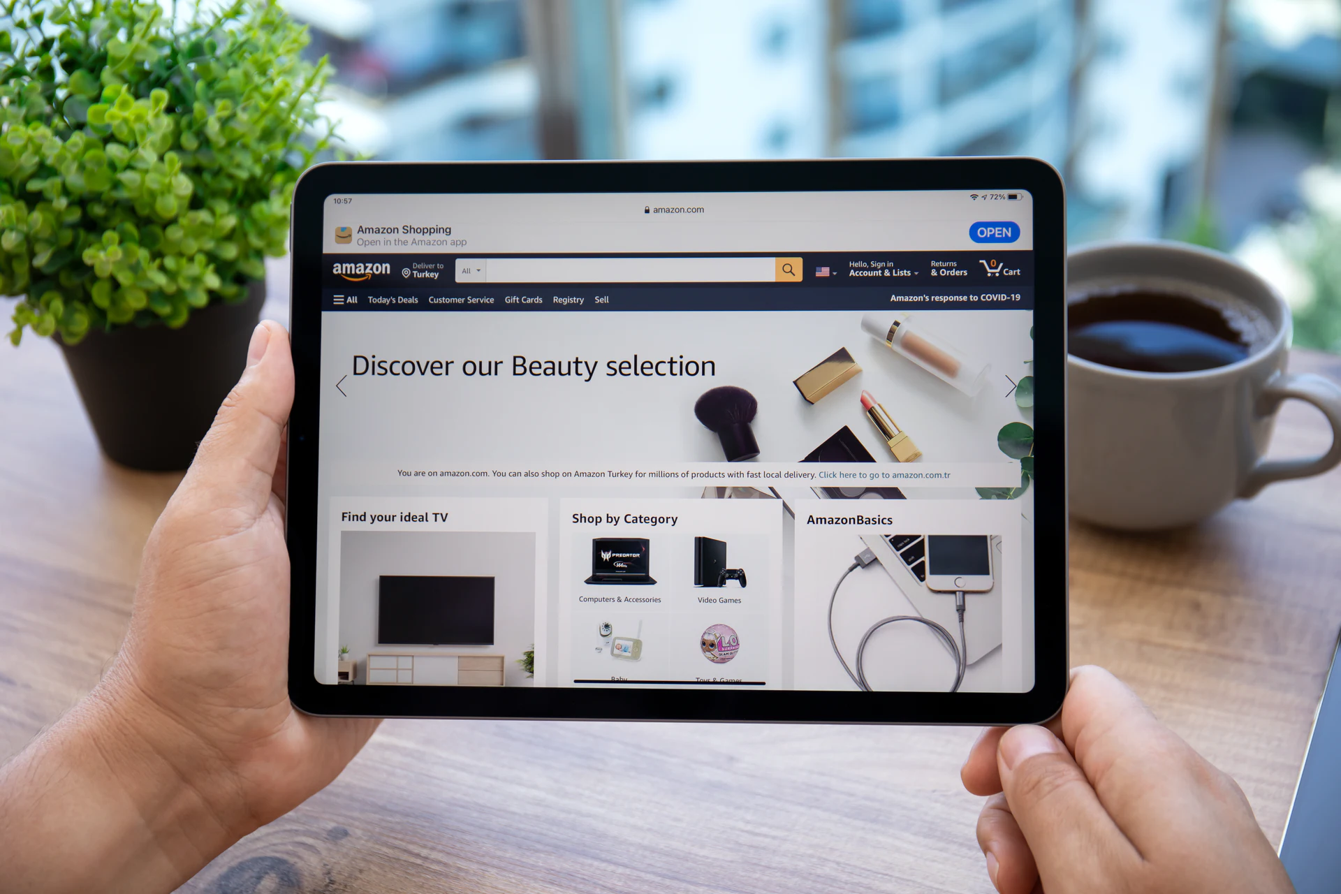 Data: Amazon Leads Beauty Category With Most In-Market Traffic - Vimarsana News