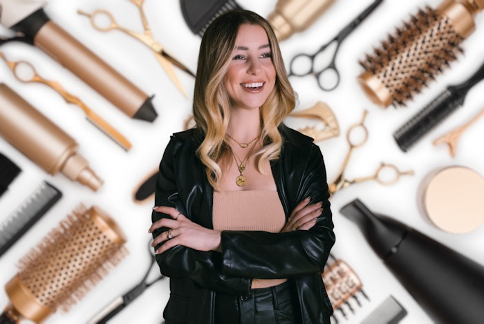 Get to know Kelsey Grogan (@kolorbykels). She is a 27-year-old stylist based in Arizona.