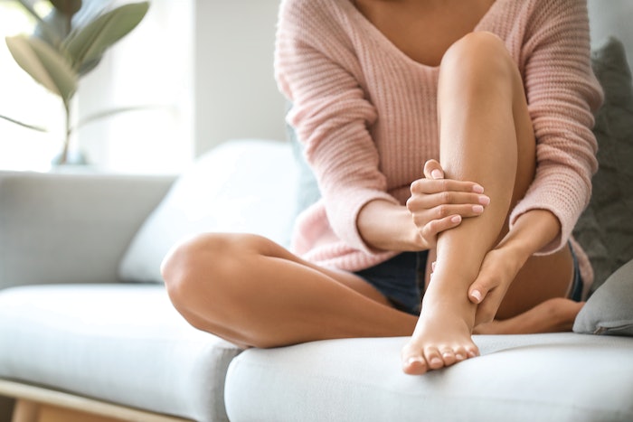 This article discusses psychodermatology and how it can affect mental health. It also discusses Western beauty standards and human perception of beauty.