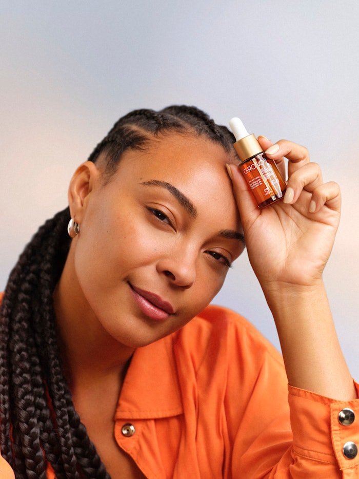 The serum is a superconcentrate that neutralizes the action of free radicals and simulates the skin’s main natural antioxidant mechanism, per the company.