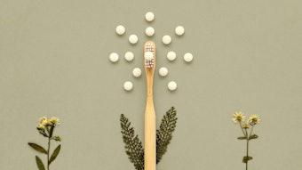 Essential oils and plant extracts have become key alternatives to traditional oral care ingredients thanks to their antiseptic, antibacterial, antifungal, anti-inflammatory or pain-killing properties.