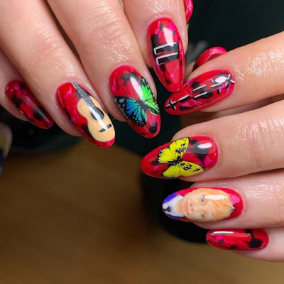 Ed Sheeran nails