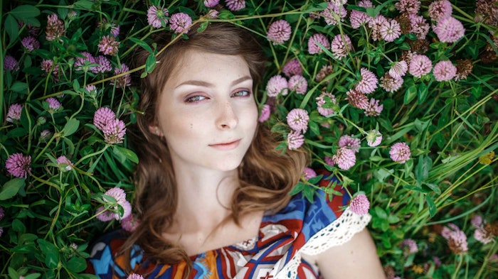 Red clover extract is rich in the isoflavone biochanin A, with reported antioxidant and anti-inflammatory activities.