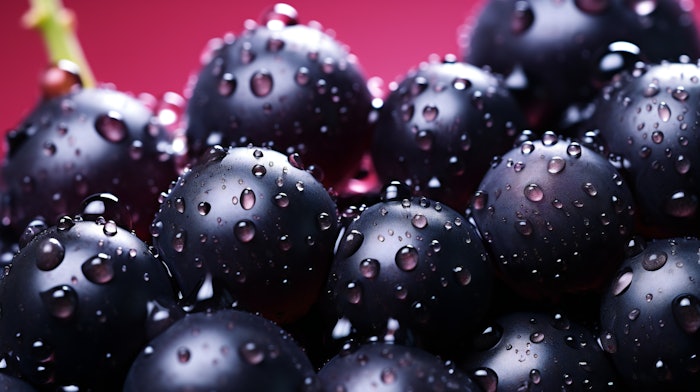 The best level of addition to blackcurrant flavors is around 100 ppm.