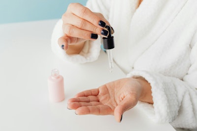 购物者和影响者的创造力是无穷的;以意想不到的方式使用产品可能会激发新产品创新以及现有 SKU 的新颖营销策略。