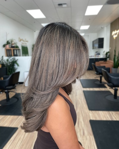 Mushroom Brunette with wispy strands