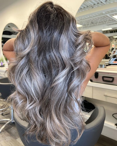 Mushroom brunette with subtle waves