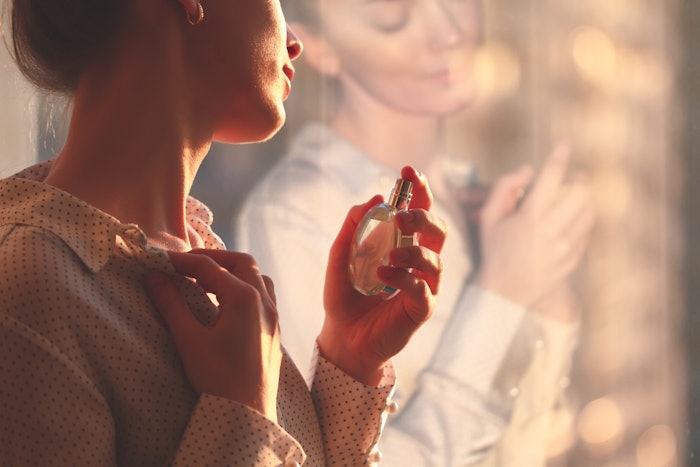 With innovations in nano-emulsions, enhanced skin compatibility, and sustainability benefits, alcohol-free fragrances are set to redefine the future of fine fragrance.