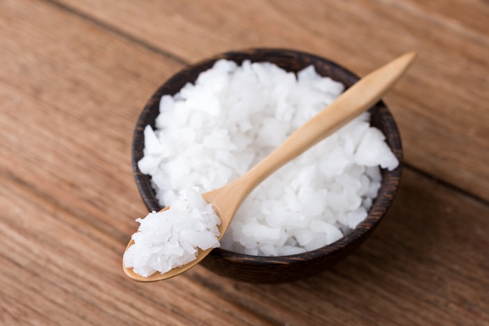 JD Esteris Plus comprises a range of oil-free jojoba wax esters, enriched with natural tocopherol (vitamin E).