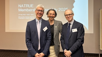 From L: Prof. Florian Stintzing, Ph.D., Jayn Sterland and Mark Smith, Ph.D.