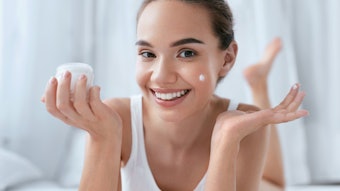 Structure Silk is a starch-derived rheology modifier that functions as a texturizer and film-former, suitable for skin care and hair styling emulsions.