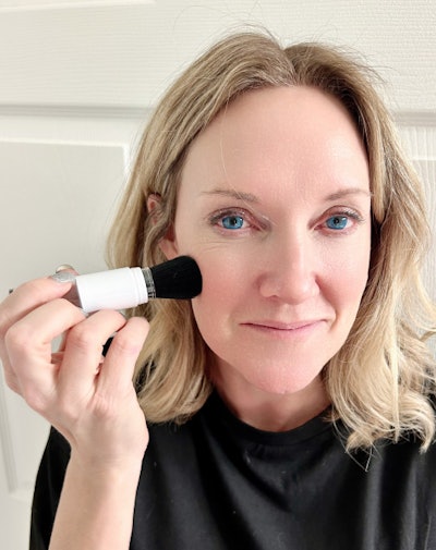 Compact and portable, TaikiUSA's sunscreen dispensers are designed for on-the-go sun protection, with metered dosing options ensuring precise application every time.