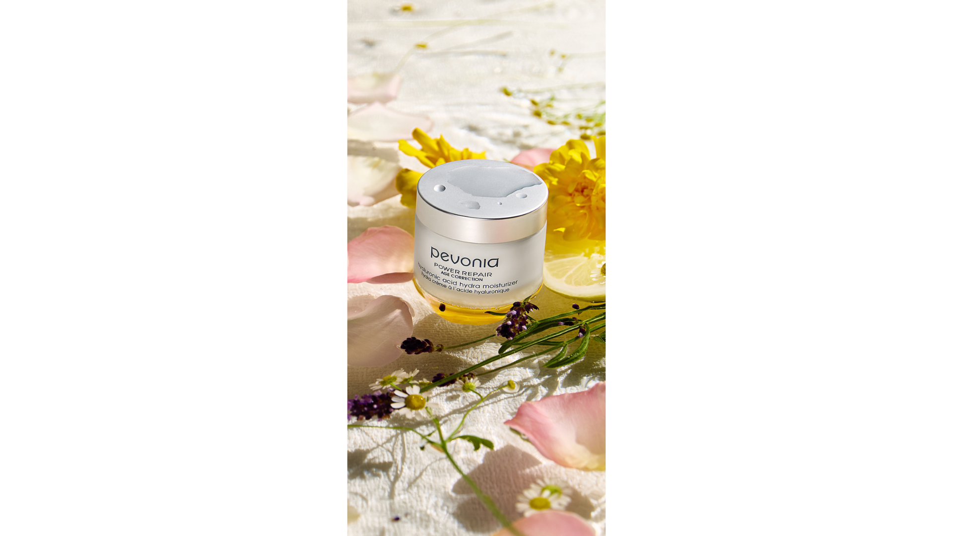 Using the latest in cutting-edge technology, Pevonia delivers deep hydration, protects collagen and fortifies the skin barrier.
