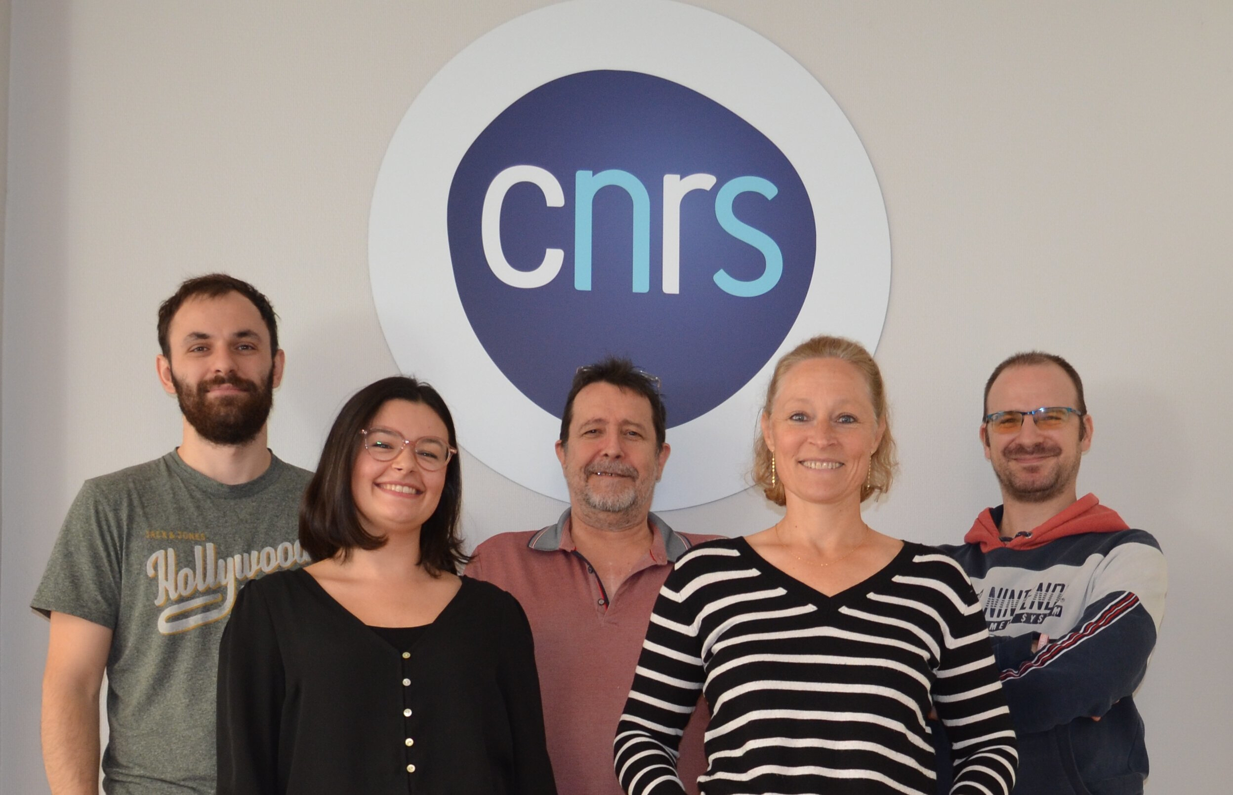 Joann Kervadec (Ph.D. student), Charl&egrave;ne Dupont (Engineer), St&eacute;phen Manon (CNRS Research Director), Muriel Priault, Ph.D. (CNRS Researcher, group leader) and Yann Rufin (Engineer)