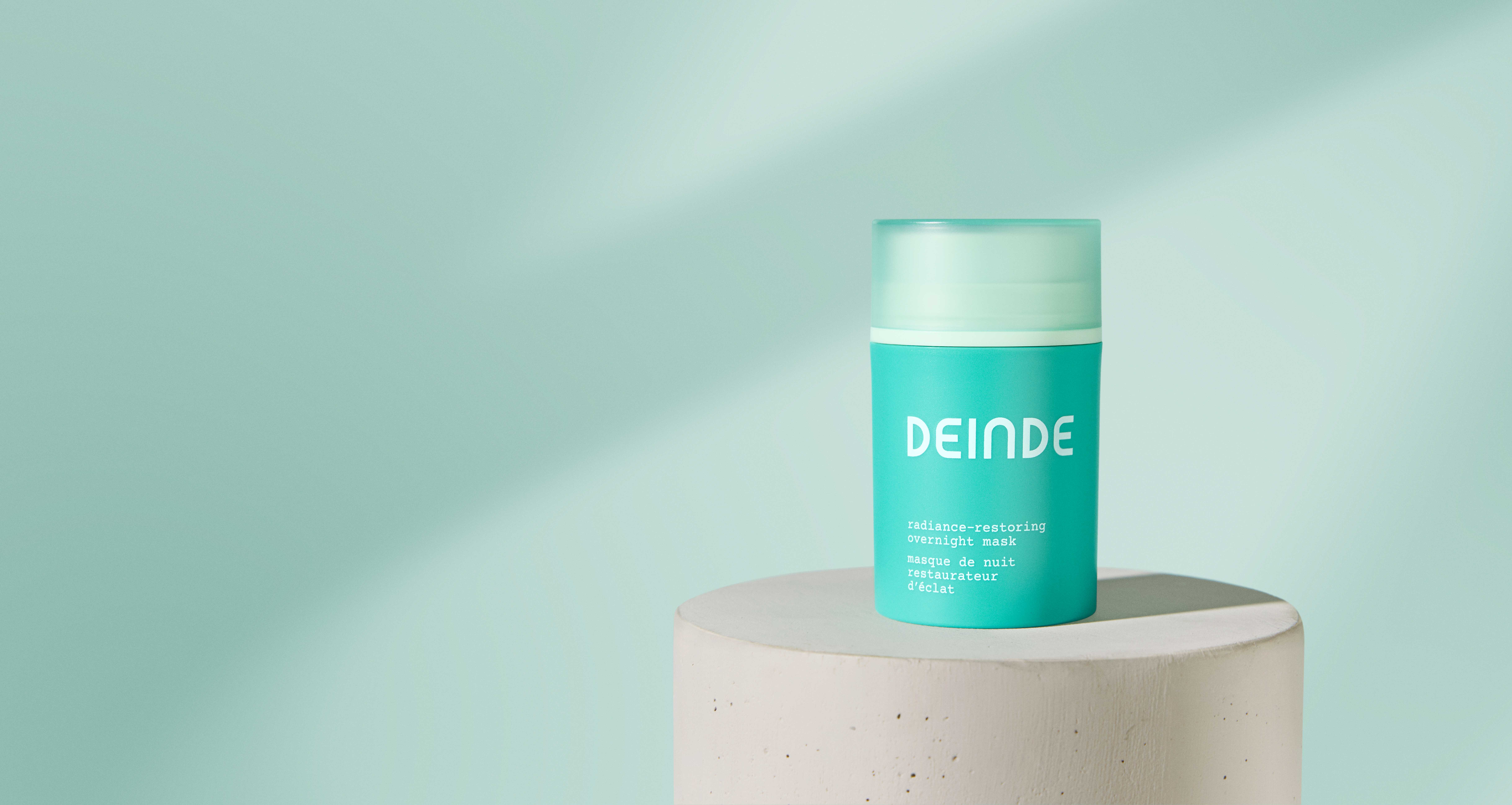 Deinde harnesses breakthrough biotechnology to support skin longevity at the cellular level.
