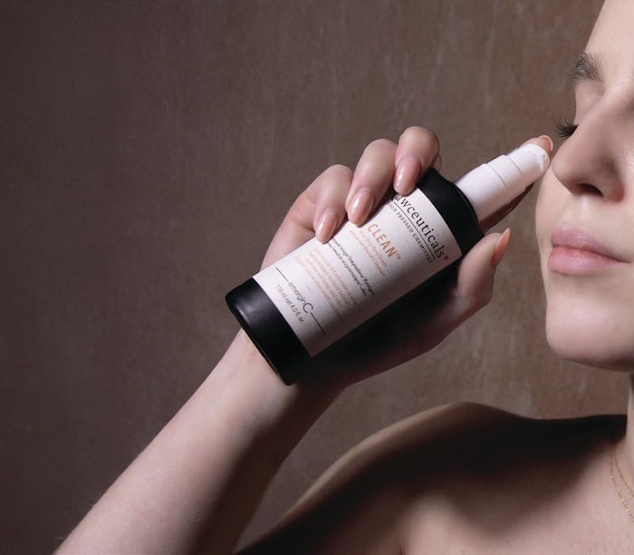 emerginC's hydrating 'walk in the woods' protocol is ideal for all skin types.