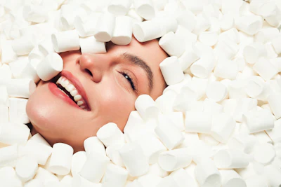 According to Spate’s 2025 “Year in Review & the Brands that Won Beauty,” gourmand fragrances led the trends in notes, particularly marshmallow, caramel, matcha and vanilla.